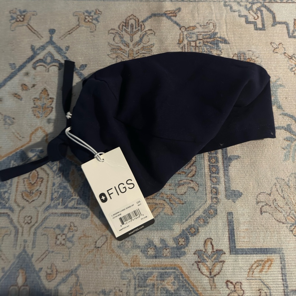 FIGS scrub caps (2) NWT